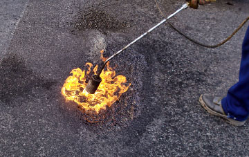 Maddan flat roofing repairs